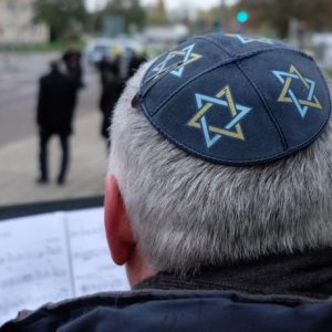 Jeder vierte Europäer hegt antisemitische Ansichten (WELT)