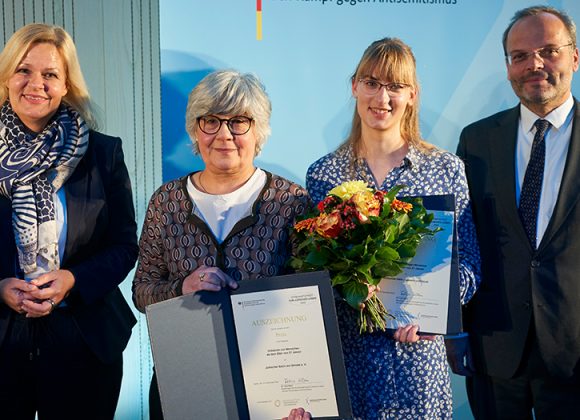 Ehrenamtspreis für jüdisches Leben in Deutschland erstmalig verliehen (BMI)